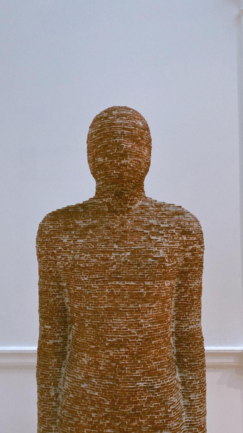 Statues photograph