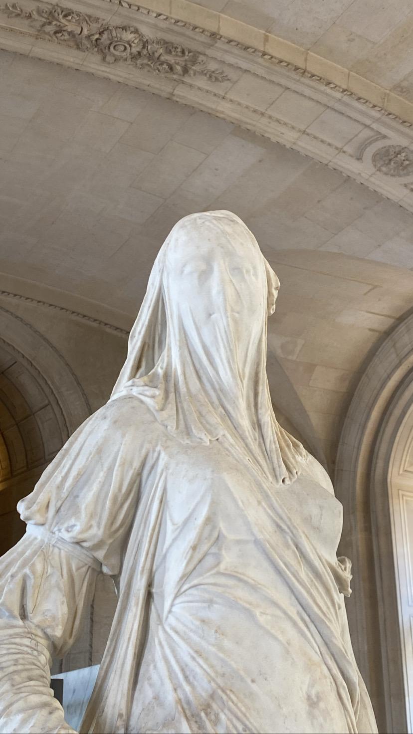 Statues photograph